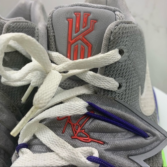 Nike Kyrie 5 Wolf Grey Lime Blast size 3.5 youth - Picture 12 of 13